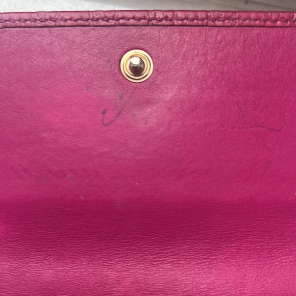 Authentic Gucci wallet - Picture 13 of 16